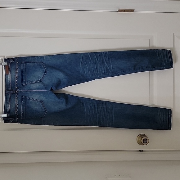 Blank NYC, Size 27, Skinny, Studded 5 Pocket Jeans, Gently Used Condition - Picture 12 of 13